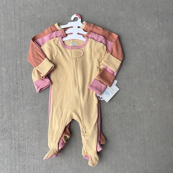 Cloud Island Bundle of 6 Infant Baby Newborn Sleepers NEW! - Picture 4 of 6